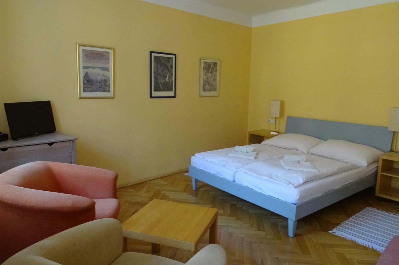 Penzion Konselsky Senk Domažlice Esterno foto