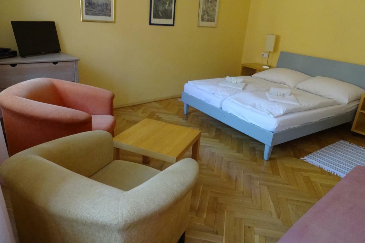 Penzion Konselsky Senk Domažlice Esterno foto